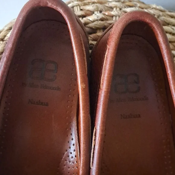 Allen‎ Edmonds Mens Nashua Brown Leather Tassel Loafers Black Rubber Soles S-12 Loafers & Slip-Ons